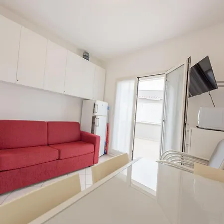 Lovely Flat With Modern Furnishings - Beahost Apartment Bibione